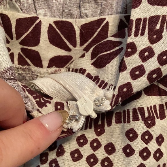 Linen, Open-back, 3/4 sleeve romper. - Picture 4 of 4